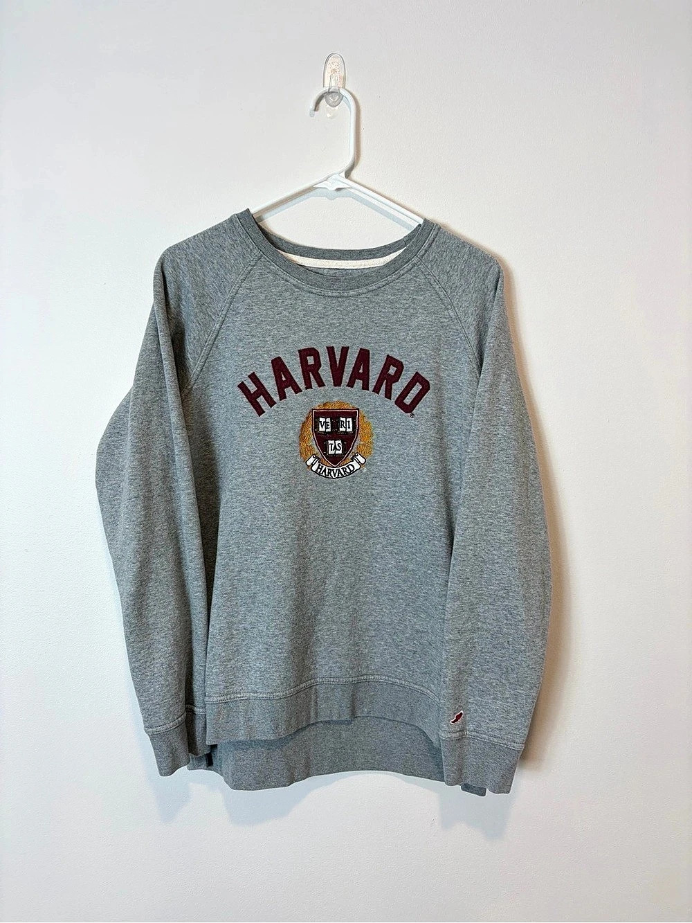 League Harvard sweatshirt Gray Crewneck Size Medium